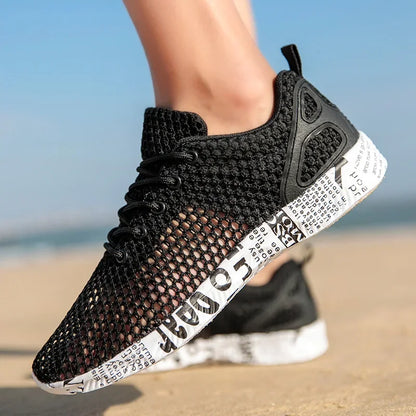 Aqua Shoes Breathable Trekking Wading Beach Quick Drying Water Shoes Outdoor Fishing Wading Shoes Water Sneakers Men Lace Up