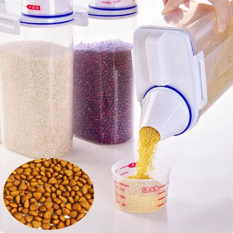1.5kg/2kg Dog Cat Food Storage Pail with Measuring Cup - Moisture-proof Sealed Plastic Container